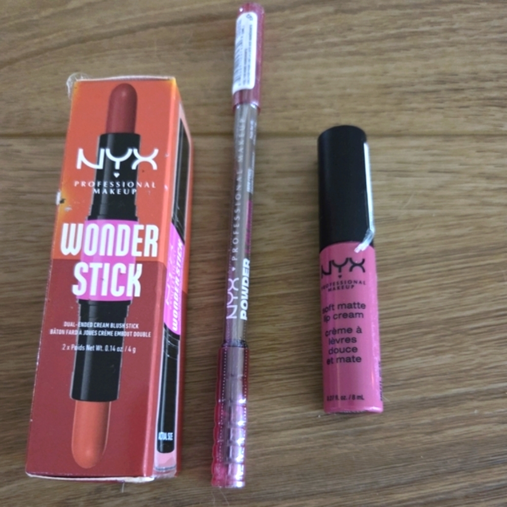 NYX Wonder Stick Powder Brow Pencil‎  and Lip Cream Set 3 Piece Set NWT
